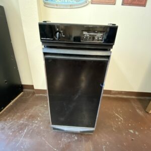 Kitchen Trash - Appliance